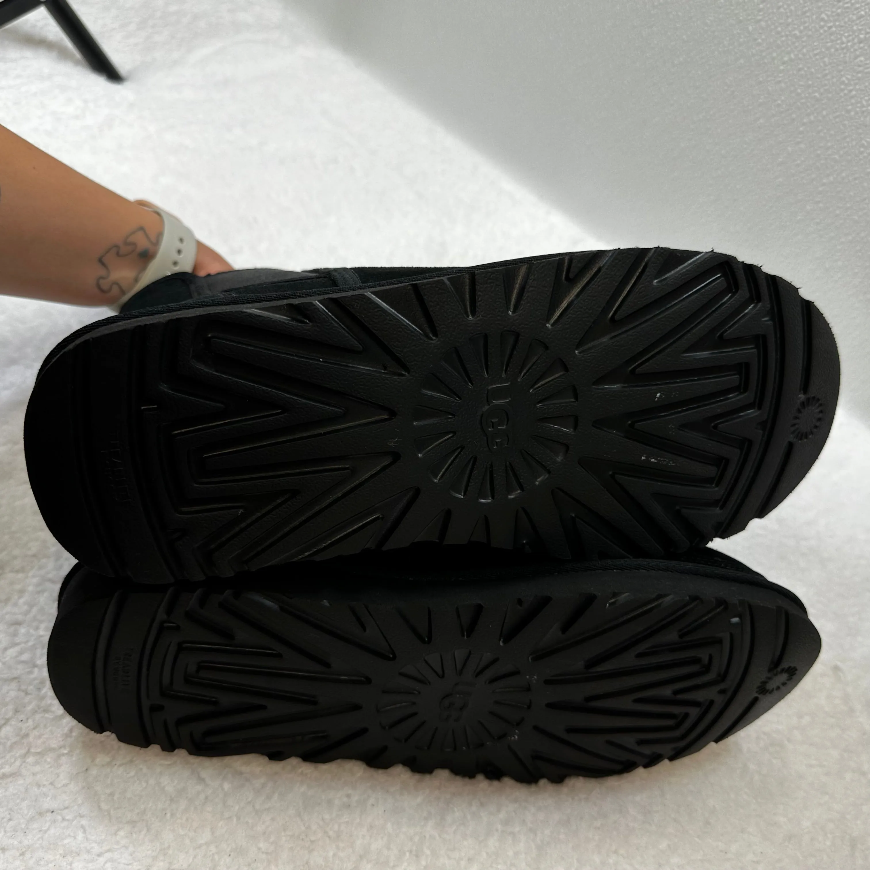 Black Boots Ankle Flats Ugg, Size 12