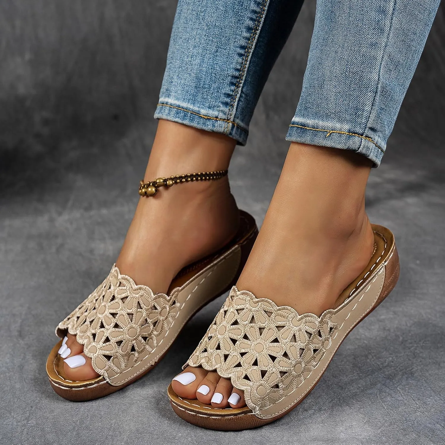 Sandals Low Heel or Wedges for Women Dressy Casual Comfortable Slip-On Walking Orthopedic Slippers Arch Support Slides Breathable Fishmouth Platform Slippers Damping Sole Upgradation Stretch Sandals