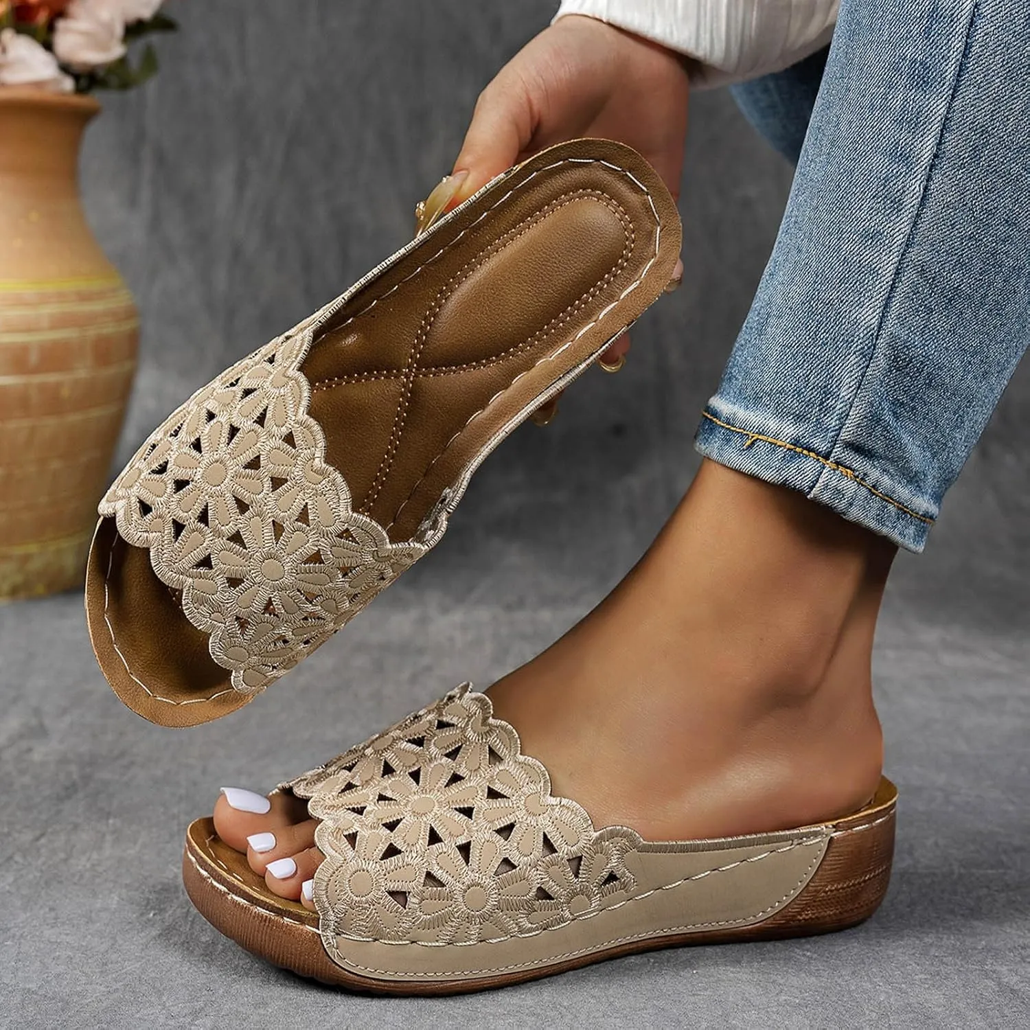 Sandals Low Heel or Wedges for Women Dressy Casual Comfortable Slip-On Walking Orthopedic Slippers Arch Support Slides Breathable Fishmouth Platform Slippers Damping Sole Upgradation Stretch Sandals